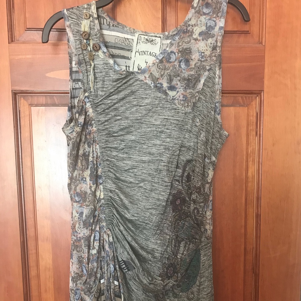 Vintage Brand Long Tank Top - Large